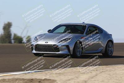 media/Oct-05-2025-Speed Ventures (Sun) [[aa9b841edf]]/Black/Session 2 (Turn 2)/